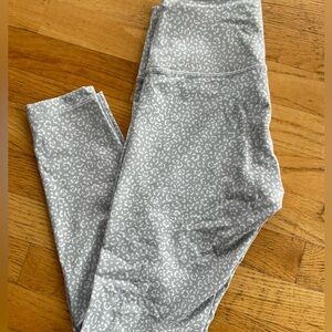 Lululemon Wunder Train 25” leggings